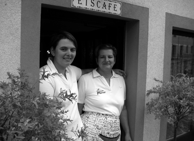 Gabriele (rechts) und Katja Leonhardt